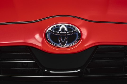 Detalle del Toyota Yaris Electric Hybrid.
