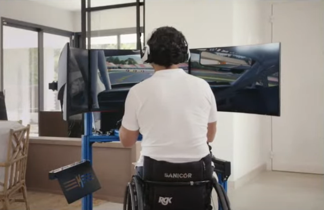 Ford Adapta, el nuevo simulador para jugadores de 'simracing' con discapacidad en colaboración con Once