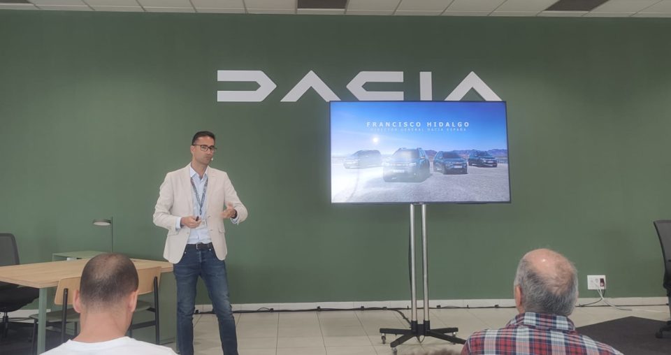 La red Dacia completará el cambio a la nueva imagen antes de la primavera de 2024